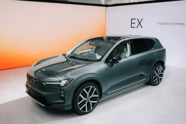 Gemini utilizzerà le telecamere esterne di Volvo per decifrare i segnali stradali di sosta