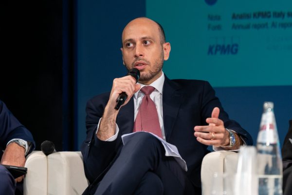 Fibra e Di Labio: Necessità di una Rete End to End per il Futuro Digitale