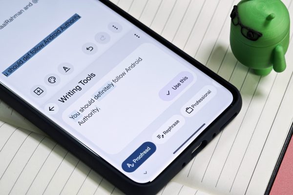 Gboard potrebbe utilizzare i tuoi screenshot e messaggi per generare risposte più intelligenti!