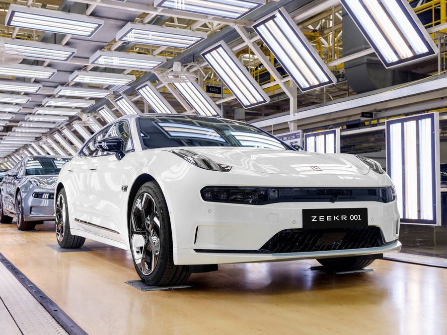 Zeekr 001: Prezzi e Configurazioni Disponibili in Italia