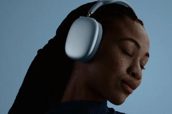Il designer delle AirPods Max svela particolari intriganti in un’intervista esclusiva