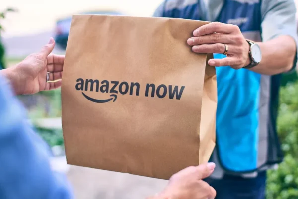 Le consegne ultraveloci di Amazon in 30 minuti arrivano in nuove città!