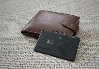 Recupera il tuo portafoglio smarrito con l’iPhone grazie alla SwitchBot Wallet Finder Card