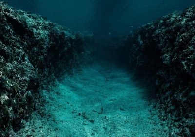 Batteria nella roccia: scoperta che può rivoluzionare l’energia