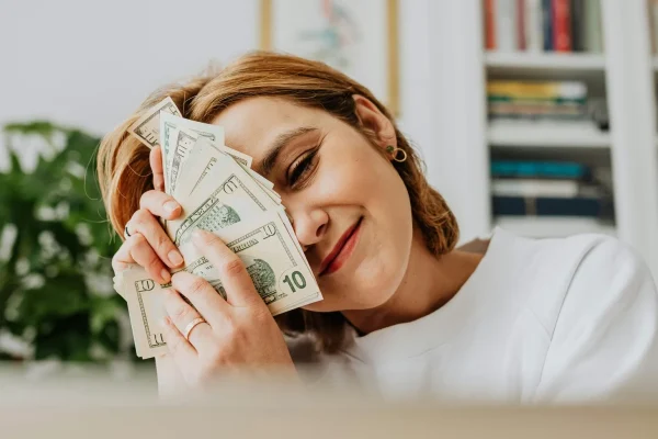 Guida pratica: Conto con interessi e cashback al 3% per 6 mesi