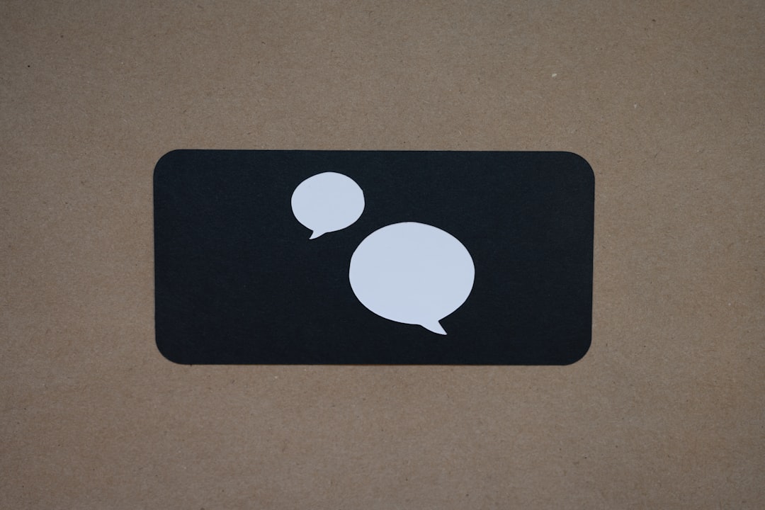Creare una chat WhatsApp falsa