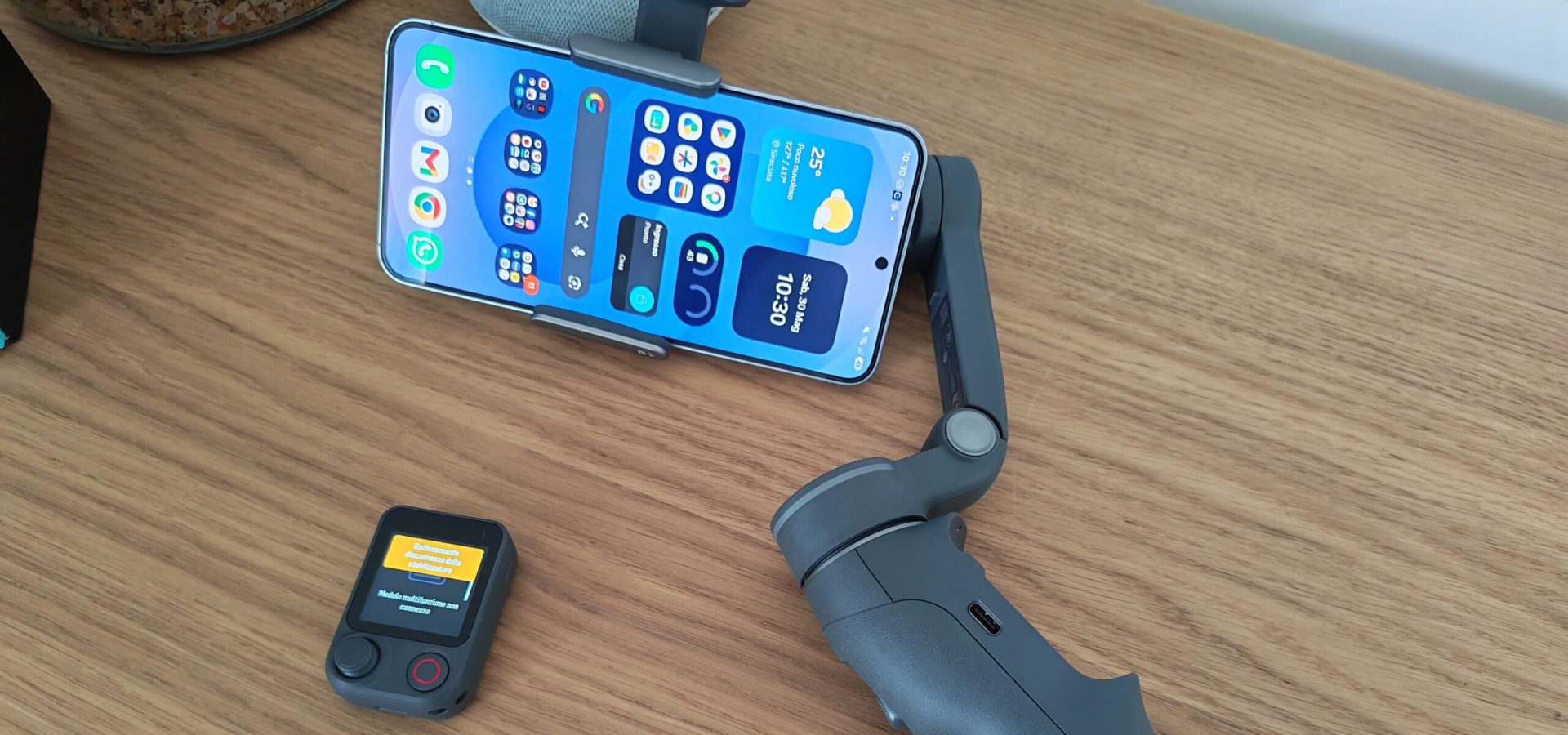 Recensione approfondita del DJI Osmo Mobile 8P: Innovazioni con FrameTap e Intelligenza Artificiale