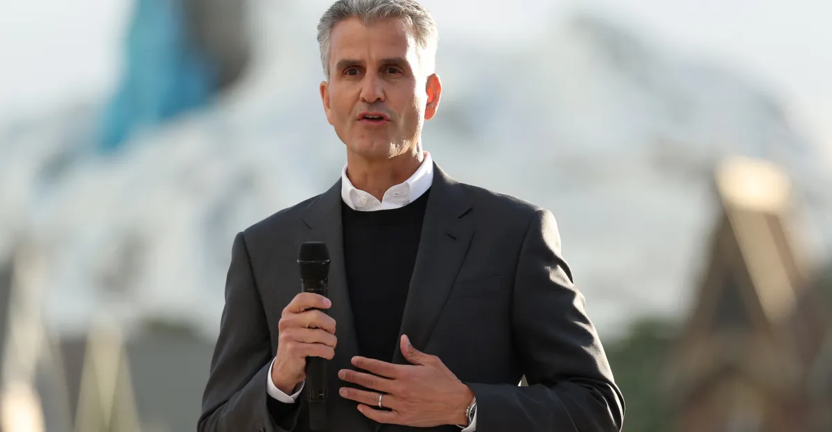 La battaglia contro Trump: la prova decisiva per il nuovo CEO di Disney