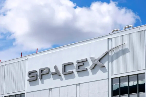 SpaceX lancia un ambizioso piano da 55 miliardi per sviluppare chip AI in Texas