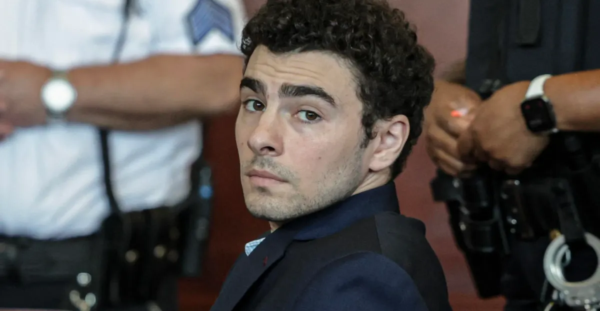 I sostenitori di Luigi Mangione tornano in tribunale, questa volta con accrediti per la stampa