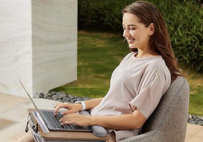 Accessori Imperdibili per Tenere Fresche le Gambe mentre Usate il Portatile