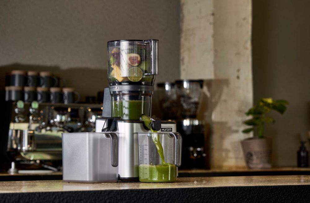 Hurom CP50: Succhi Freschi e Professionali con un Semplice Pulsante