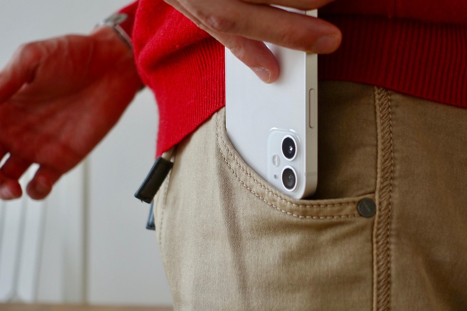 iPhone Ultra Pieghevole: Maggiore Interesse Tra Gli Utenti iPhone del Previsto!
