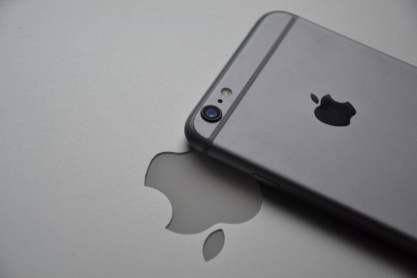 iPhone Pro: il rivoluzionario redesign di Apple che potrebbe cambiare tutto