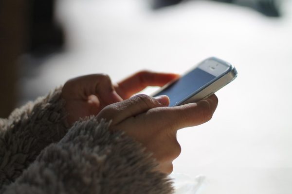 WhatsApp introduce i messaggi che si cancellano dopo la lettura