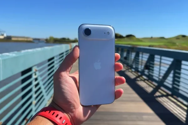 La nuova funzione di privacy dell’iPhone di Apple si espande a un numero maggiore di utenti