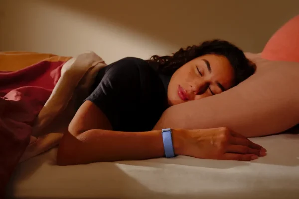 Fitbit Air in Offerta: Il Bracciale Perfetto per Chi Non Ama Gli Smartwatch a Solo 99,99€
