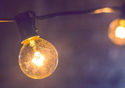 Guida Pratica: Luce e Gas a Prezzo Bloccato per Contrastare i Rincari