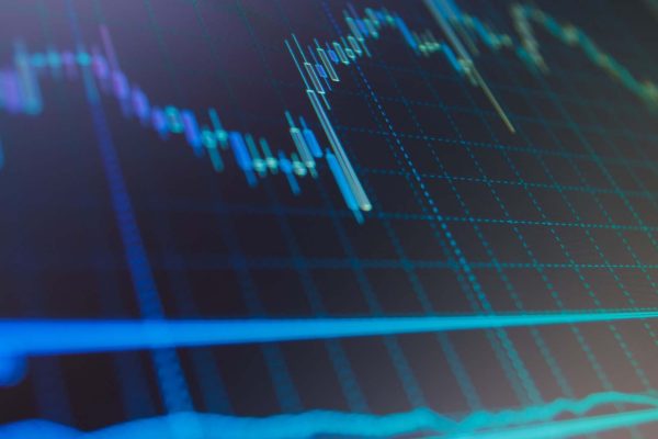 Trimestrali Big Tech: l’AI Spinge i Ricavi, Ma il Mercato Preoccupa per i Costi