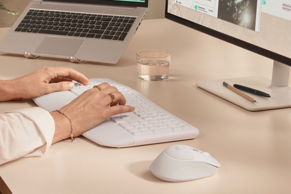 Logitech Signature Comfort Plus in offerta a 49.99€