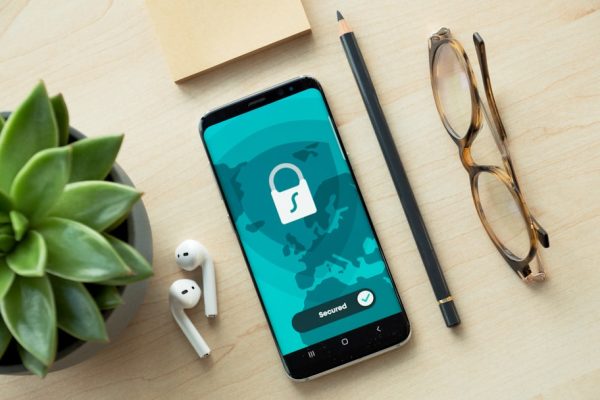 Offerta NordVPN: la VPN top ora costa molto meno