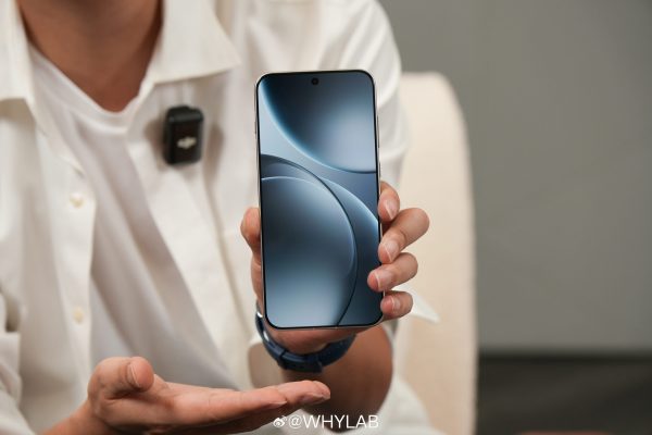 OPPO Find X9 5G in offerta a 785€