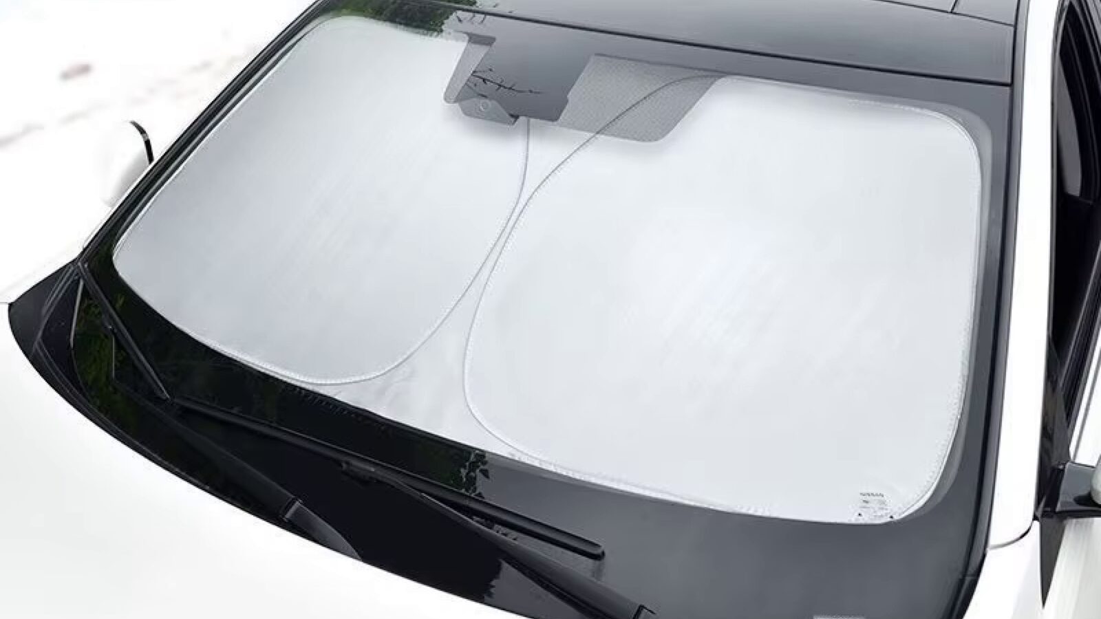 Parasole Auto JAECOO: Combatti il Caldo Estivo con Solo 8 €!