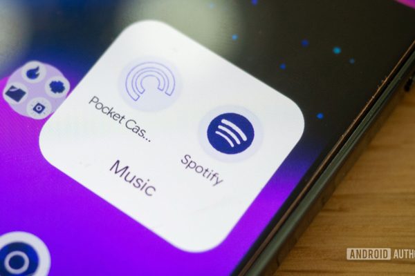 Spotify consente ora di caricare e trasmettere i tuoi podcast AI!