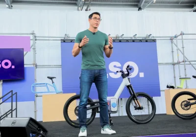 La corsa agli skill AI nel settore automobilistico: il futuro è qui!