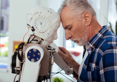 Robot come specchio: scopri cosa rivelano le macchine intelligenti su di noi