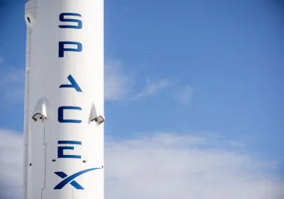 Il Filo di SpaceX: Scommesse su AI, Sogni di Starship e il Ruolo di Elon Musk