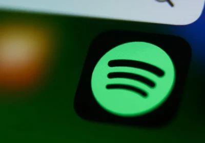 Spotify e Universal Music: Accordo rivoluzionario per cover e remix creati dai fan con AI