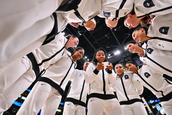 Apple TV lancia una nuova docuserie sulla squadra di basket femminile di UConn