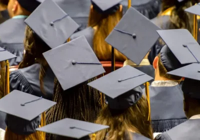 Se stai preparando un discorso di diploma, evita di menzionare l’AI