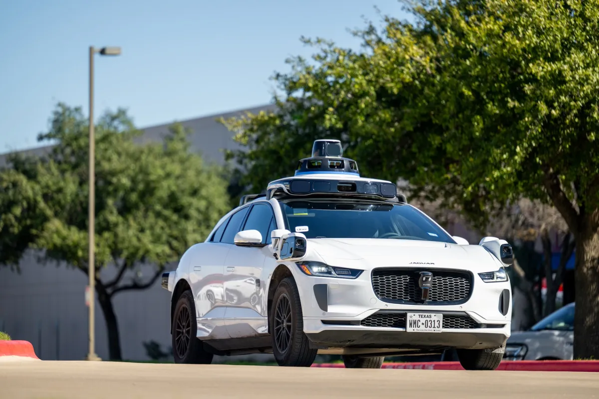 Waymo richiama veicoli per risolvere un problema di allagamento