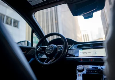 Waymo sospende il servizio ad Atlanta mentre i robotaxi affrontano le inondazioni