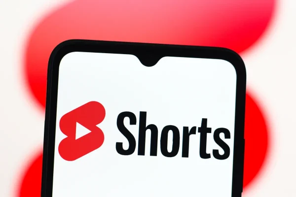 2 miliardi di ore di Shorts su TV: l’incredibile successo di YouTube!