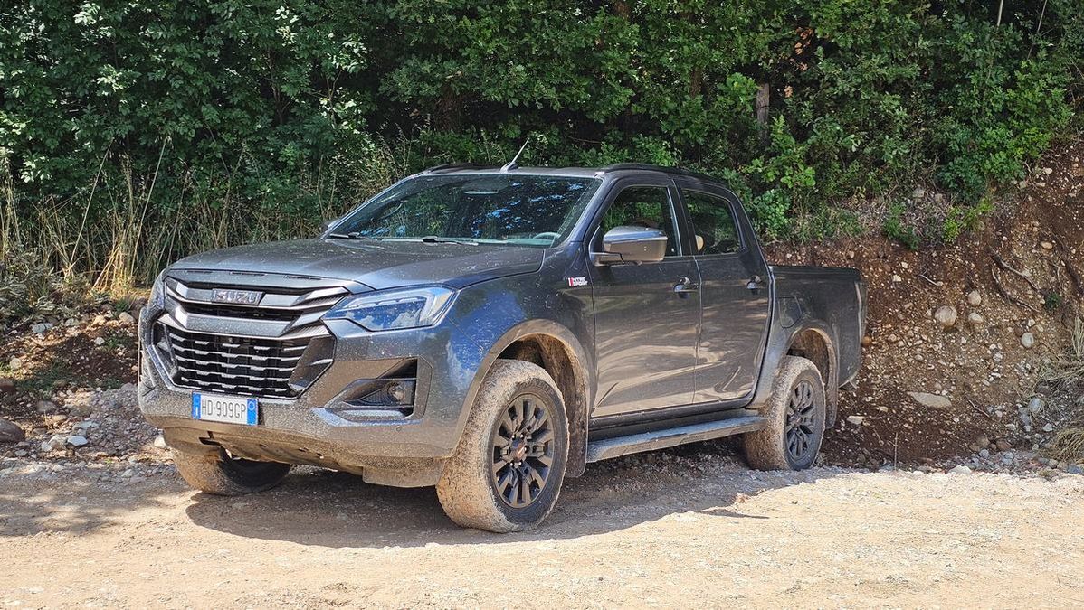 Isuzu D-Max: Potenza Inarrestabile e Nuovo Motore Diesel!