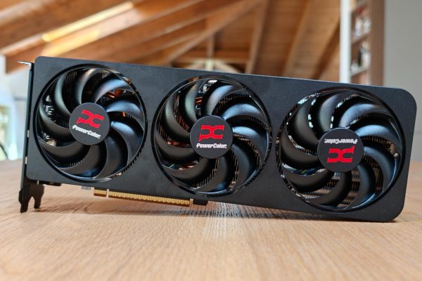 AMD celebra un decennio di 3D V-Cache con il lancio del nuovo 5800X3D e altre novità entusiasmanti