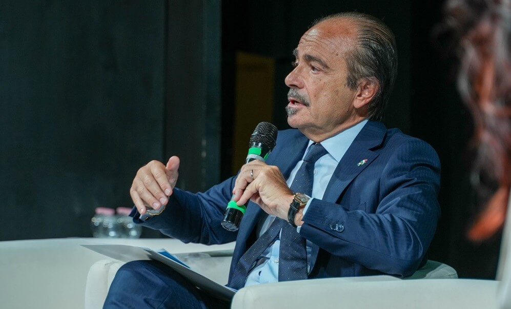 Intelligenza Artificiale: Come Ridurre le Liste d’Attesa in Sanità