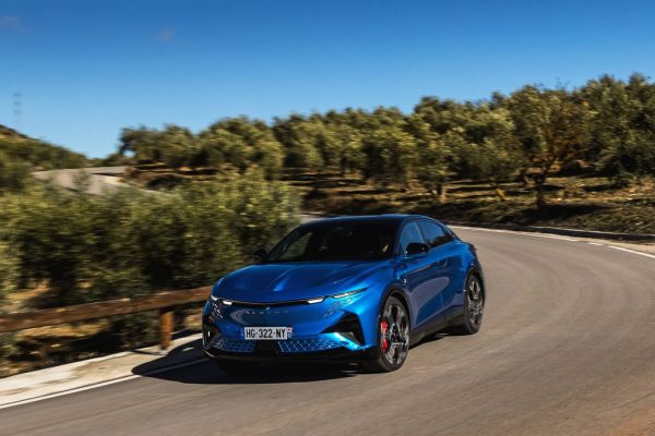 Alpine A390 GT: scopri la nuova ammiraglia elettrica francese – Video
