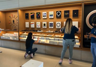 Novità Apple: Scopri i Gadget Imperdibili nello Store di Apple Park per la WWDC