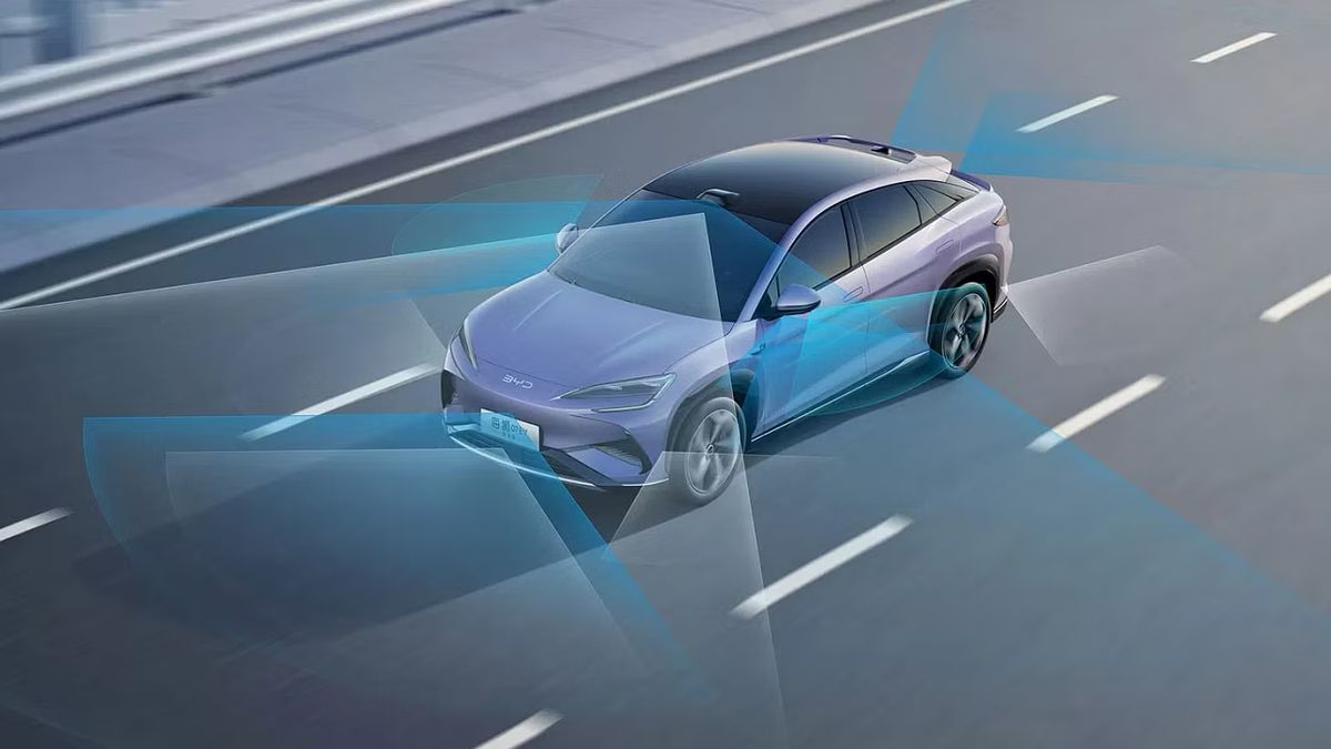 BYD: Indennizzi per Incidenti FSD e la Sfida a Tesla