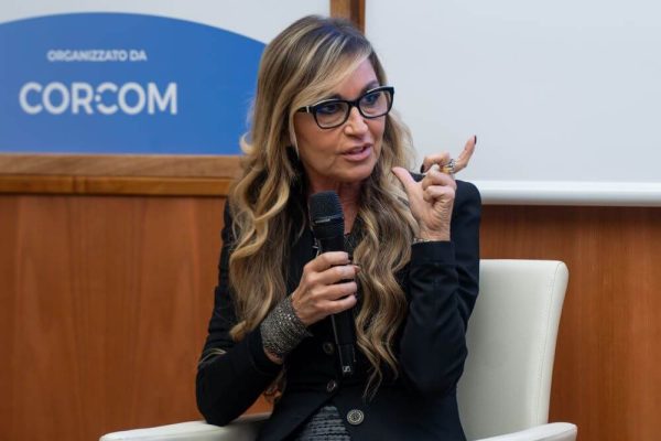 Contratto Tlc: L’evoluzione Digitale per il Futuro delle Telecomunicazioni