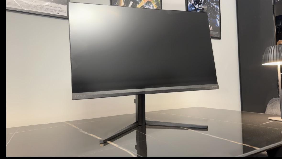 Recensione del Monitor Philips Evnia 27M2N3800A: Un Ibrido Avvincente da Scoprire