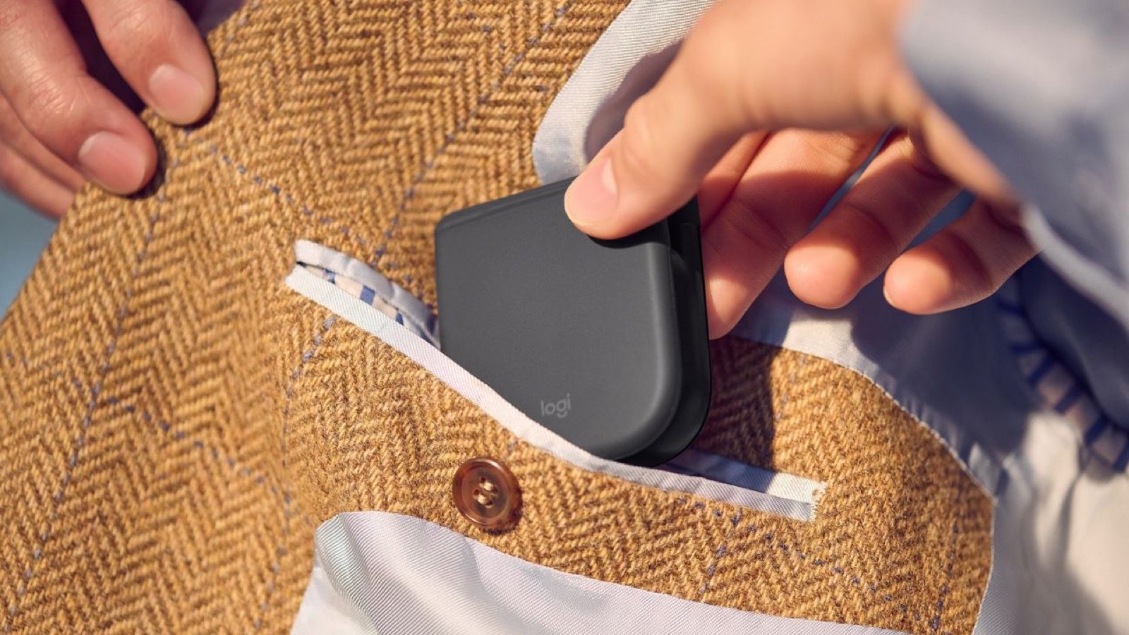 Logitech Mobi Fold: il mouse pieghevole ideale per il lavoro in mobilità