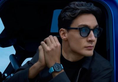 George Russell bloccato a Monaco: la Fiat 500 lo ferma in strada