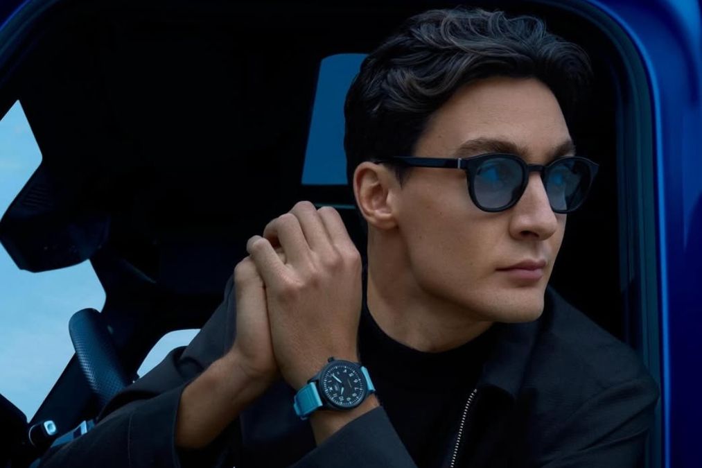 George Russell bloccato a Monaco: la Fiat 500 lo ferma in strada