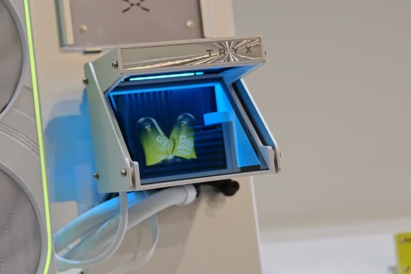 TRYX presenta un dissipatore innovativo con schermo olografico: tutte le novità da COMPUTEX
