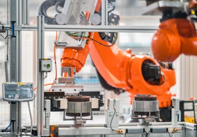 Crescita del Mercato della Mobilità Elettrica: Bosch Assicura un Contratto Strategico con Mercedes-Benz